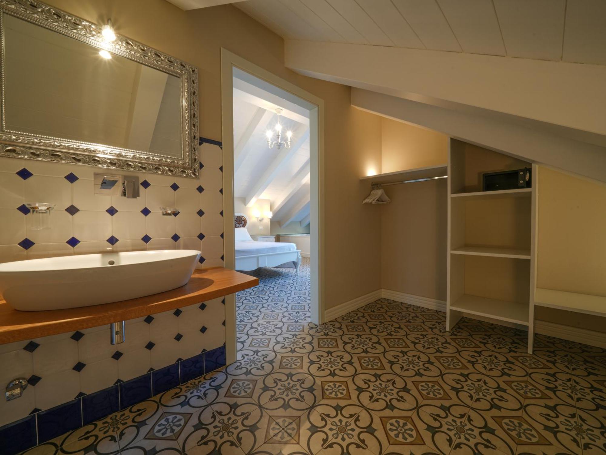 Sui Generis Tropea Luxury Rooms Экстерьер фото