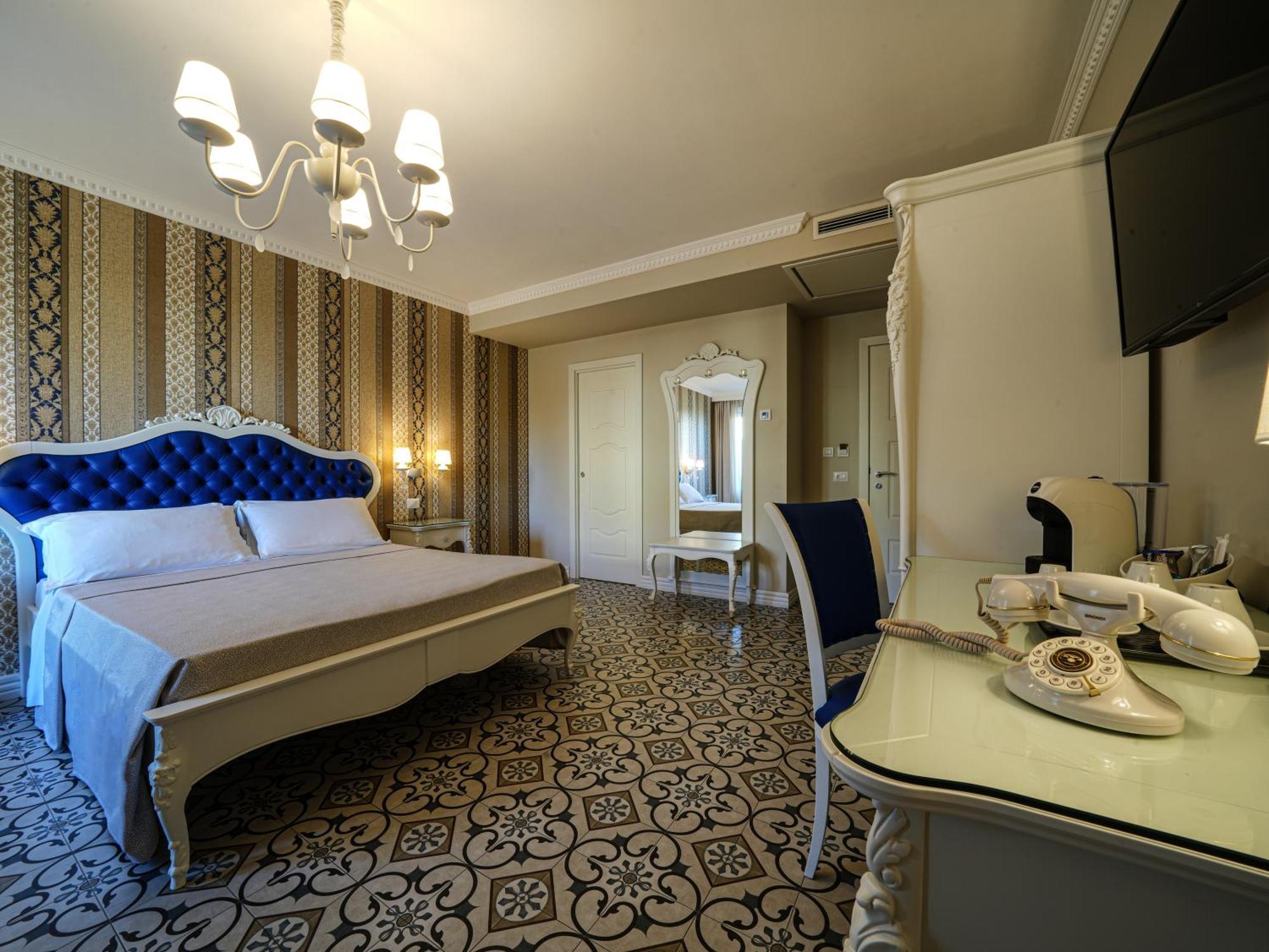 Sui Generis Tropea Luxury Rooms Экстерьер фото