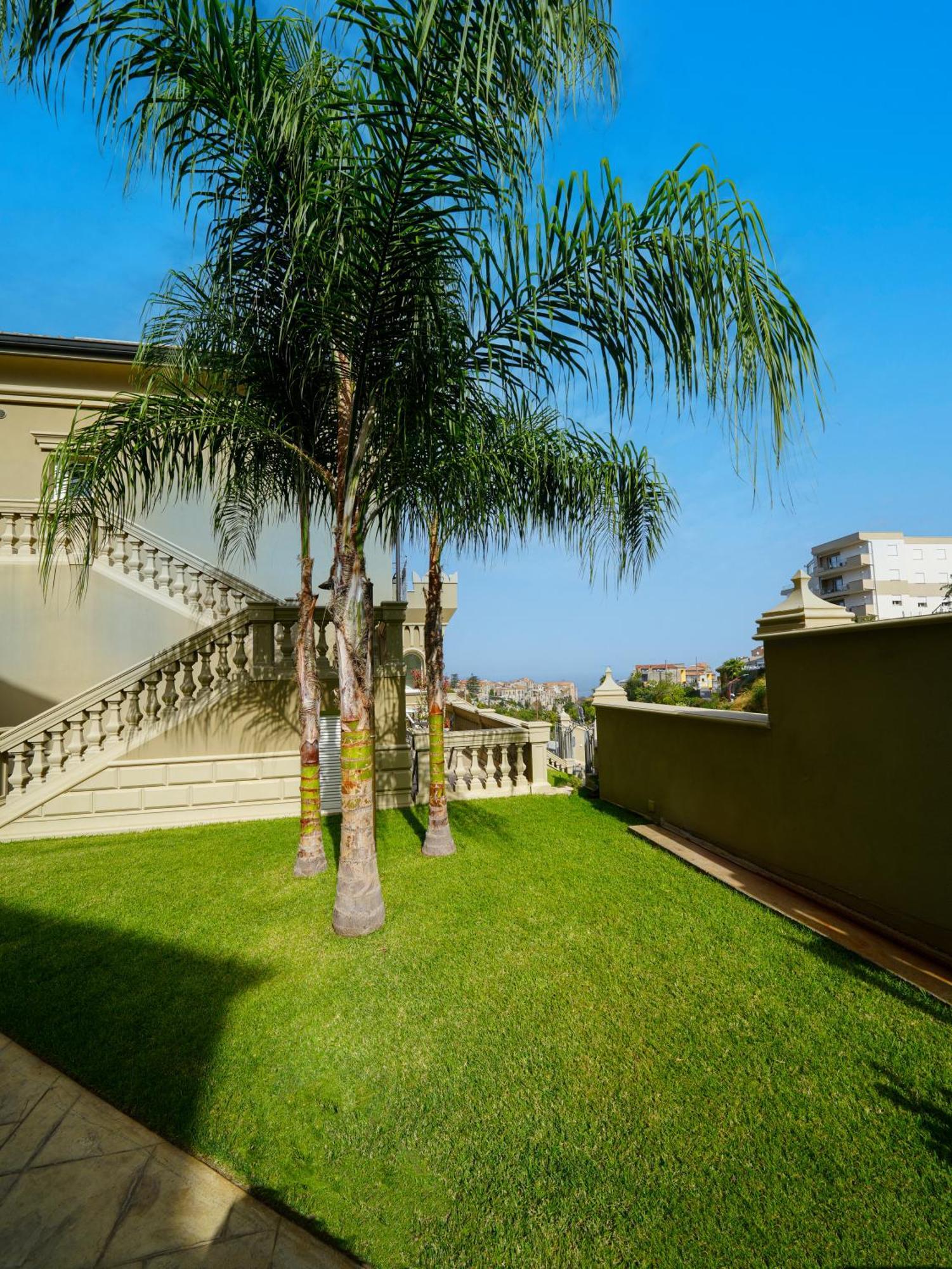 Sui Generis Tropea Luxury Rooms Экстерьер фото