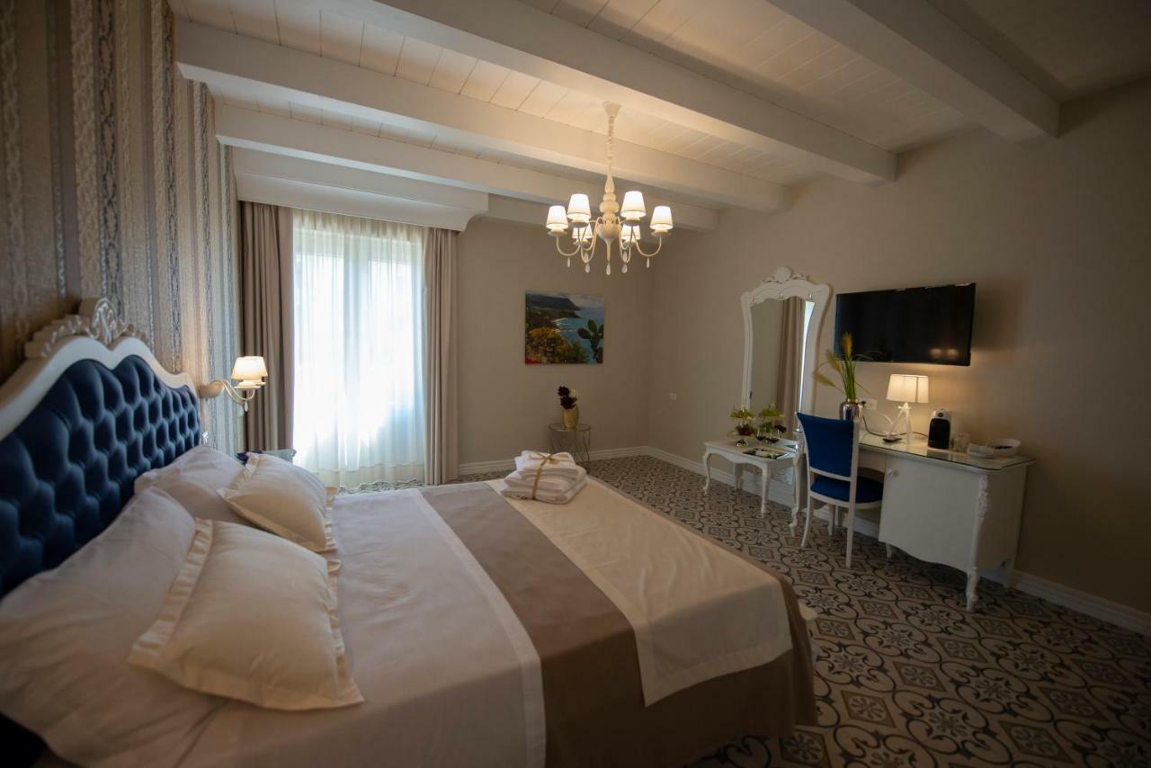 Sui Generis Tropea Luxury Rooms Экстерьер фото