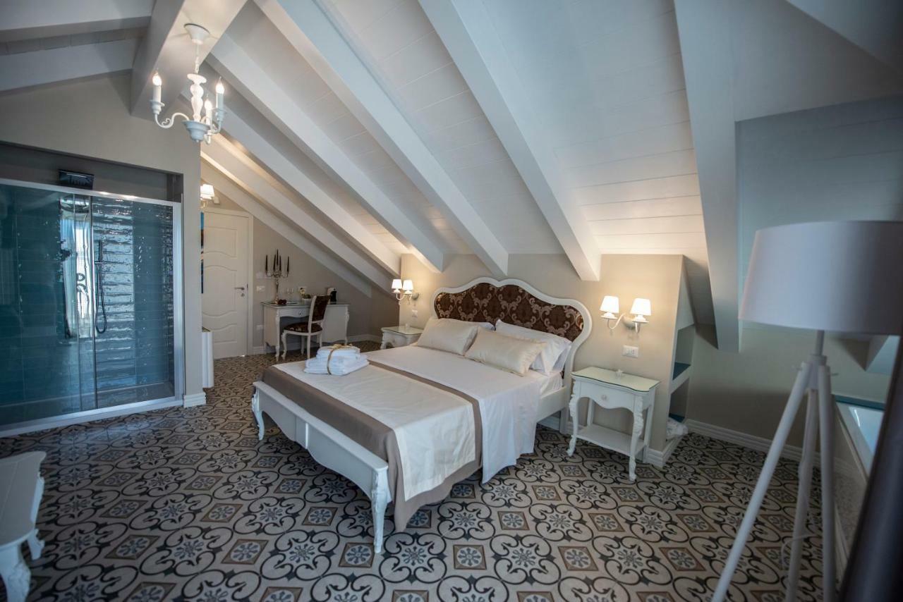Sui Generis Tropea Luxury Rooms Экстерьер фото