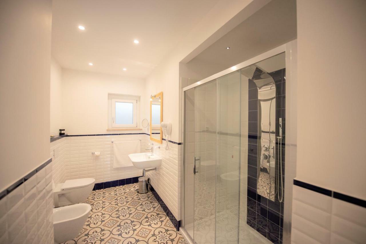 Sui Generis Tropea Luxury Rooms Экстерьер фото